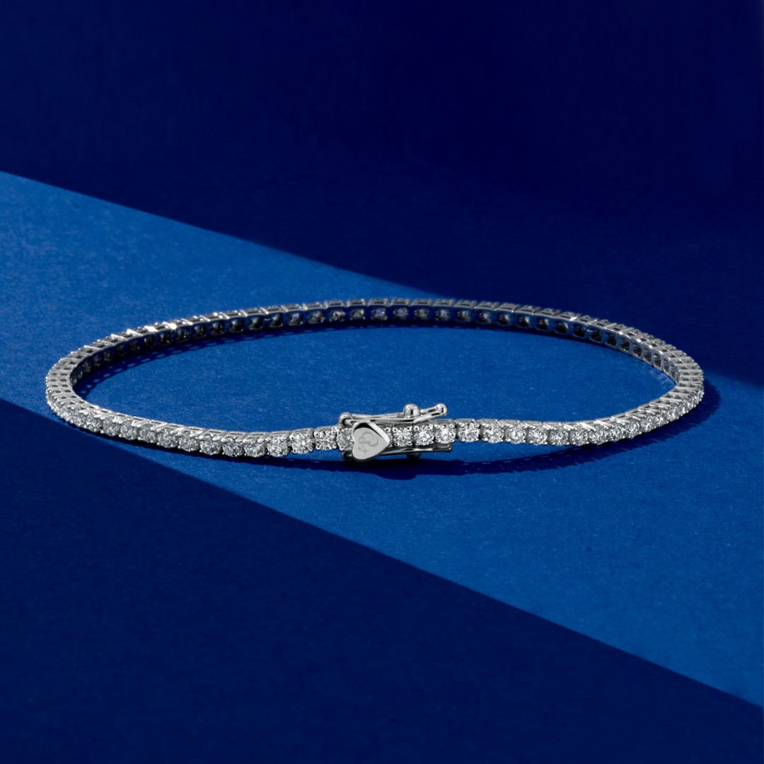 Bracciale tennis: significato, storia e quando regalarlo