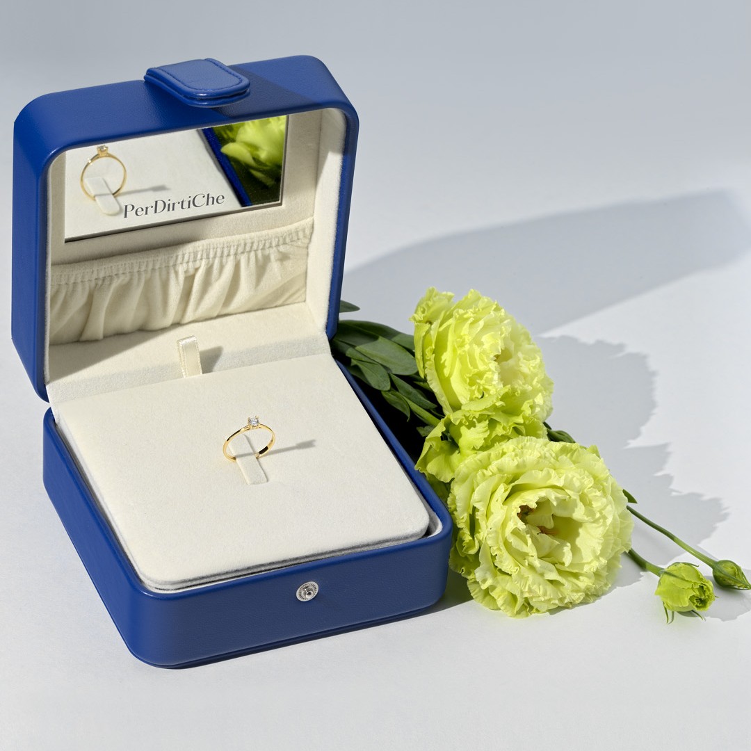 Idee regalo anniversario matrimonio: gioielli che raccontano la vostra storia